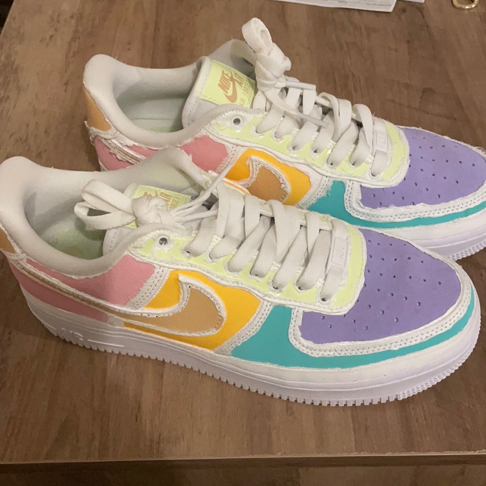 Air force 1 pastel reveal tear